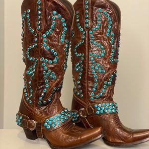 Brand New Lane Rhinestone Boot Size 8